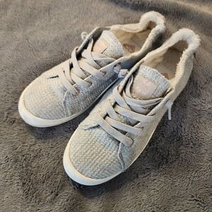 Roxy Size 9 trainers